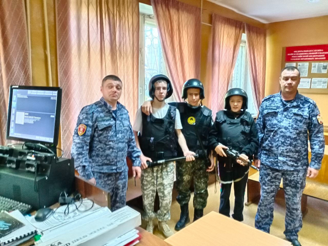 Увлекательная экскурсия в мир безопасности.